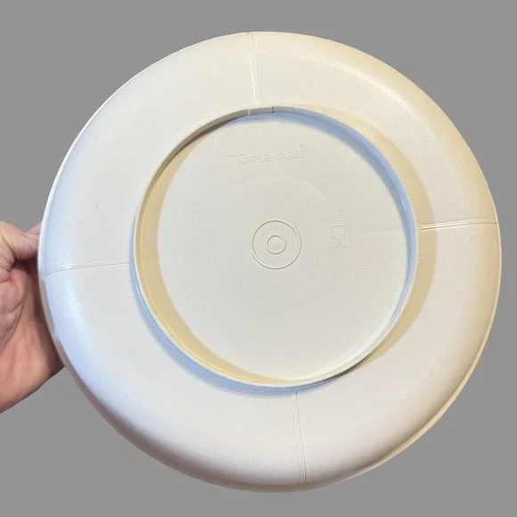 Vtg Tupperware Divided Serving Tray Bowl w/Lid Round 5-Section Veg Chip Dip - Picture 5 of 5